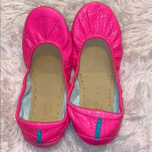 Tieks pop pink